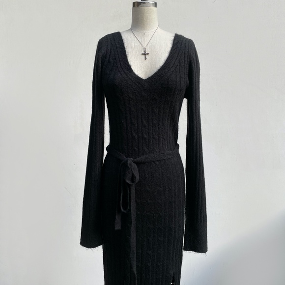 Abercrombie & Fitch Dresses & Skirts - Abercrombie & Fitch Black Sweater Dress